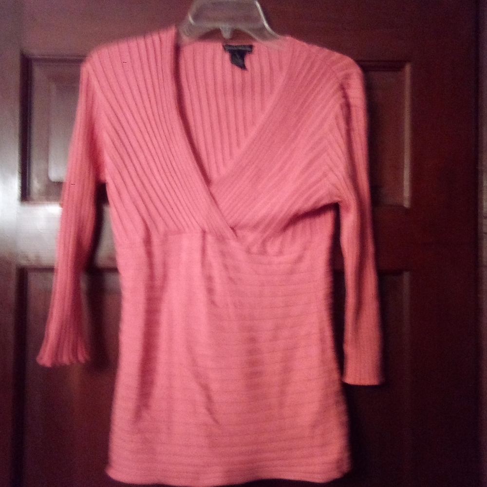 Dolce & Fabulouso log sleeve top